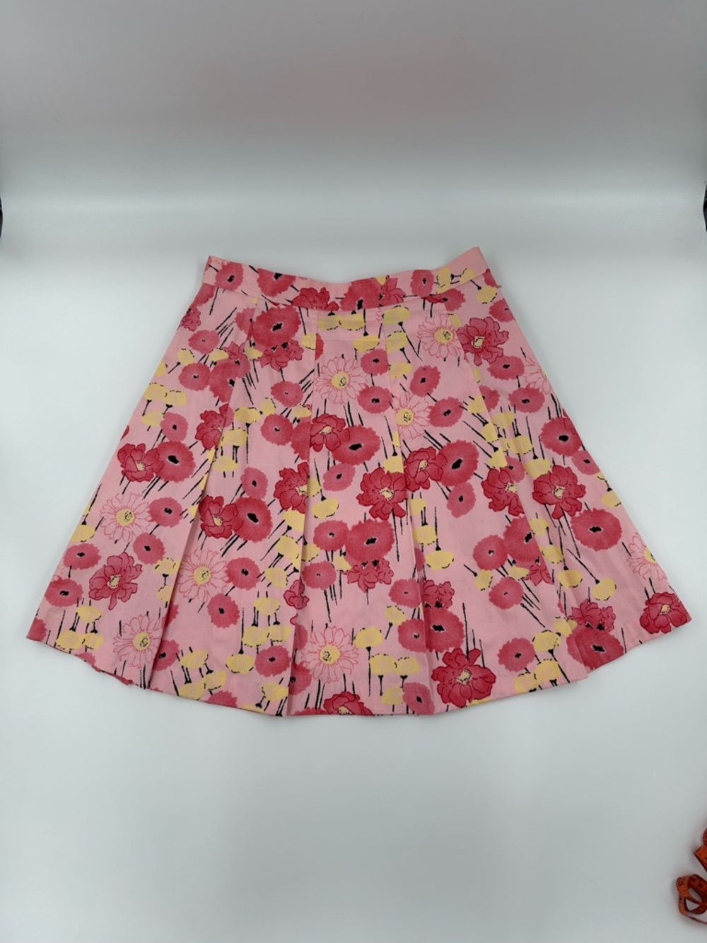 Apostrophe Pink Floral Pleated Skirt with Pink & Yellow Blooms & Side Zipper 12P